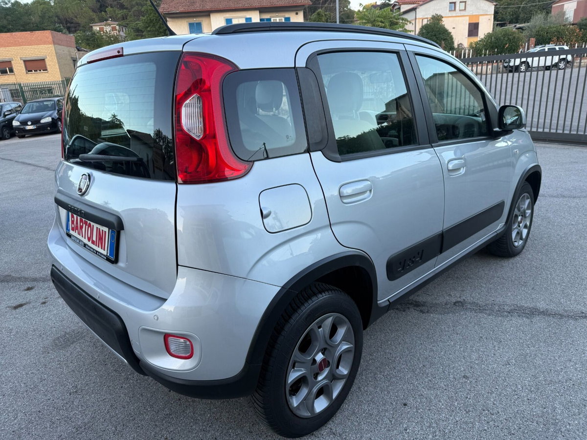 Fiat Panda 1.3 MJT S&S 4x4 (6)