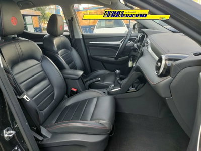 Mg ZS ZS 1.5 Luxury (11)
