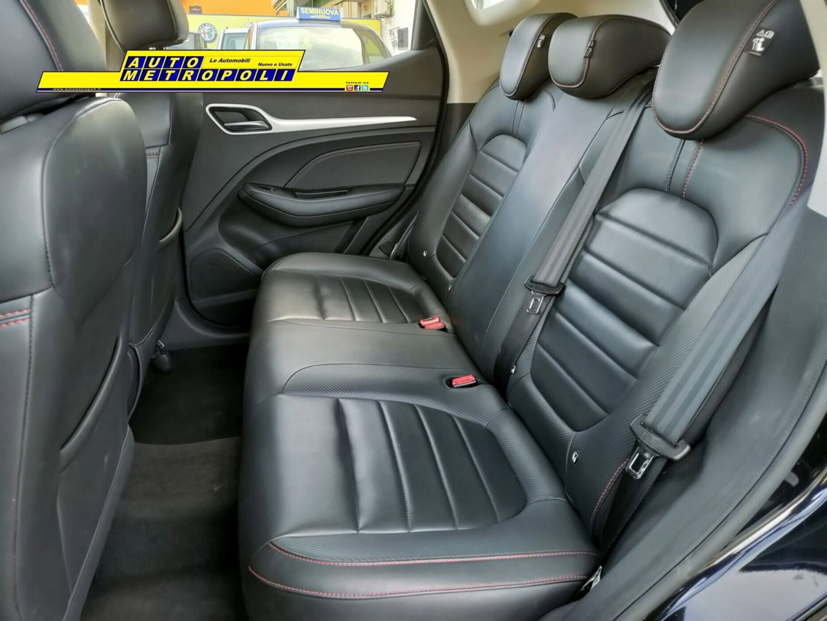 Mg ZS ZS 1.5 Luxury (18)