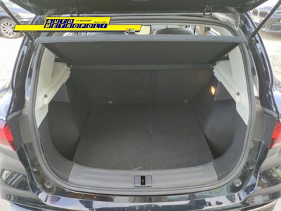 Mg ZS ZS 1.5 Luxury (19)