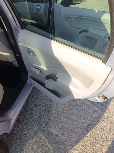 Citroen C3 1.4 Exclusive (13)