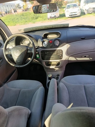 Citroen C3 1.4 Exclusive (15)