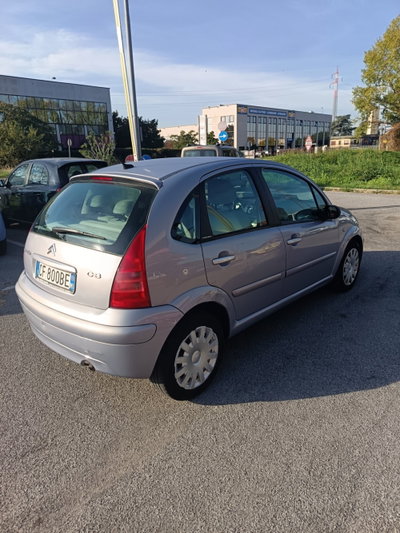Citroen C3 1.4 Exclusive (4)