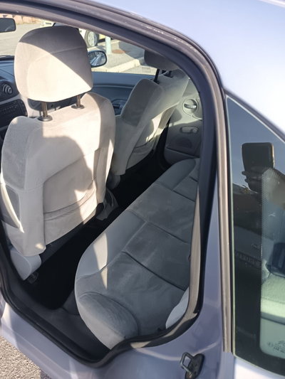 Citroen C3 1.4 Exclusive (9)