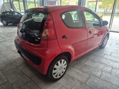 Peugeot 107 68CV 5p. Urban Move (2)