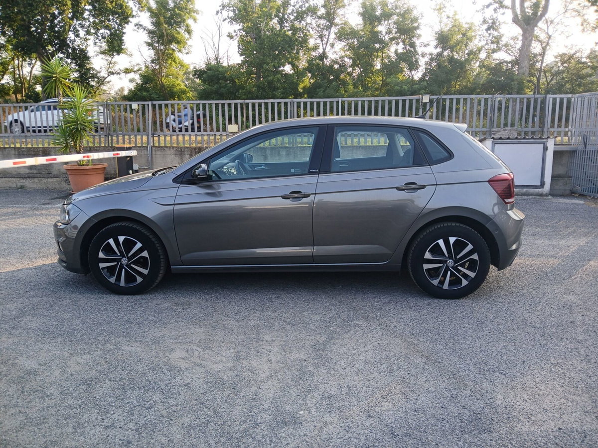 Volkswagen Polo 1.6 TDI 95 CV 5p. Highline BlueMotion Technology (8)