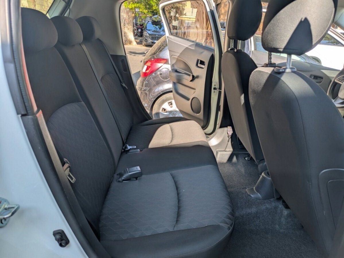 Mitsubishi Space Star 1.2 Intense SDA (10)