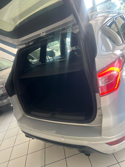 Ford Kuga 1.5 TDCI 120 CV S&S 2WD ST-Line (10)