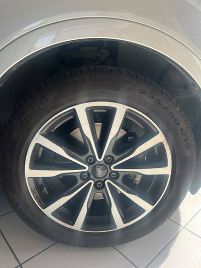 Ford Kuga 1.5 TDCI 120 CV S&S 2WD ST-Line (7)