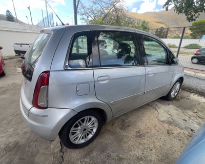 Lancia Musa 1.3 Multijet 16V 70 CV Oro (4)