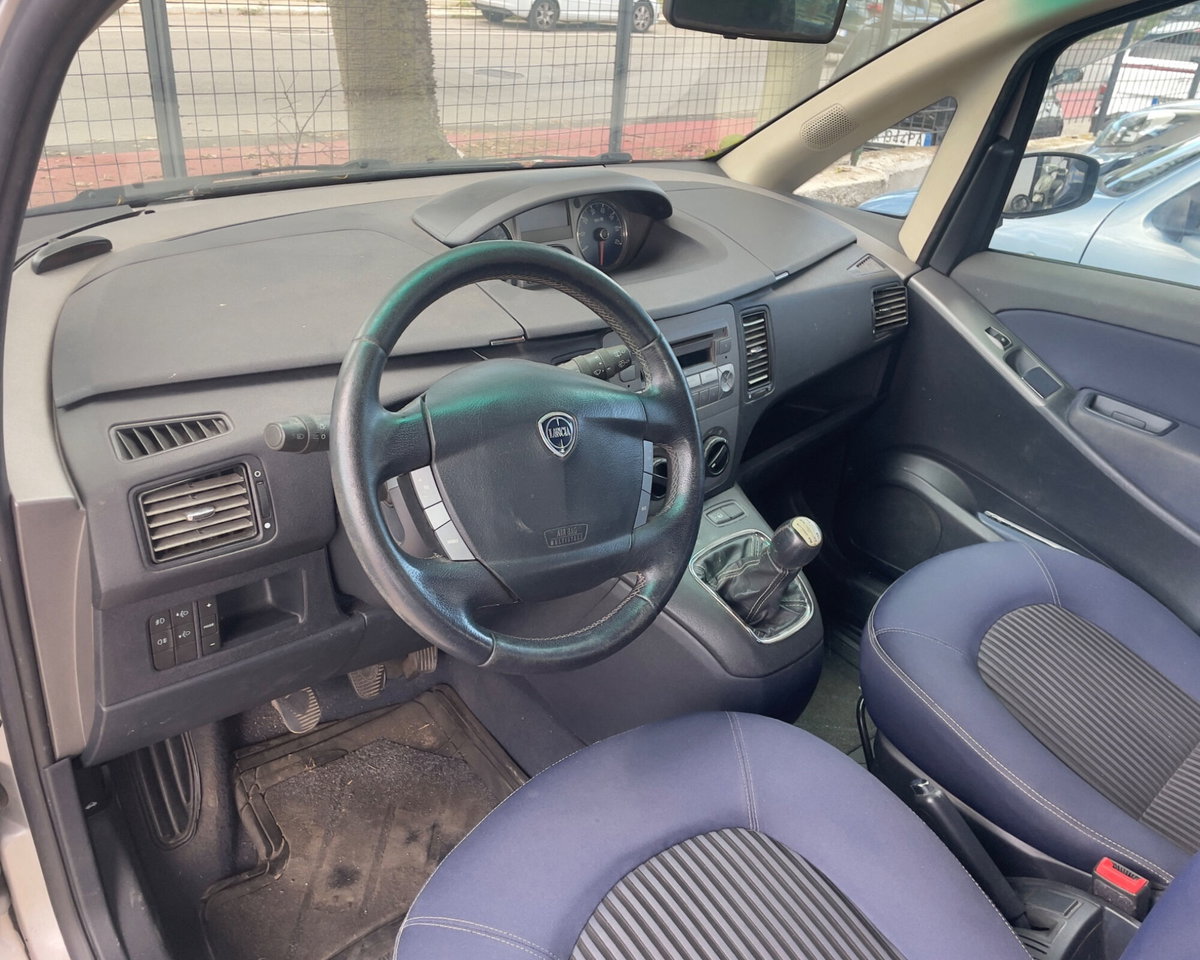 Lancia Musa 1.3 Multijet 16V 70 CV Oro (5)