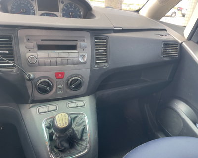 Lancia Musa 1.3 Multijet 16V 70 CV Oro (9)