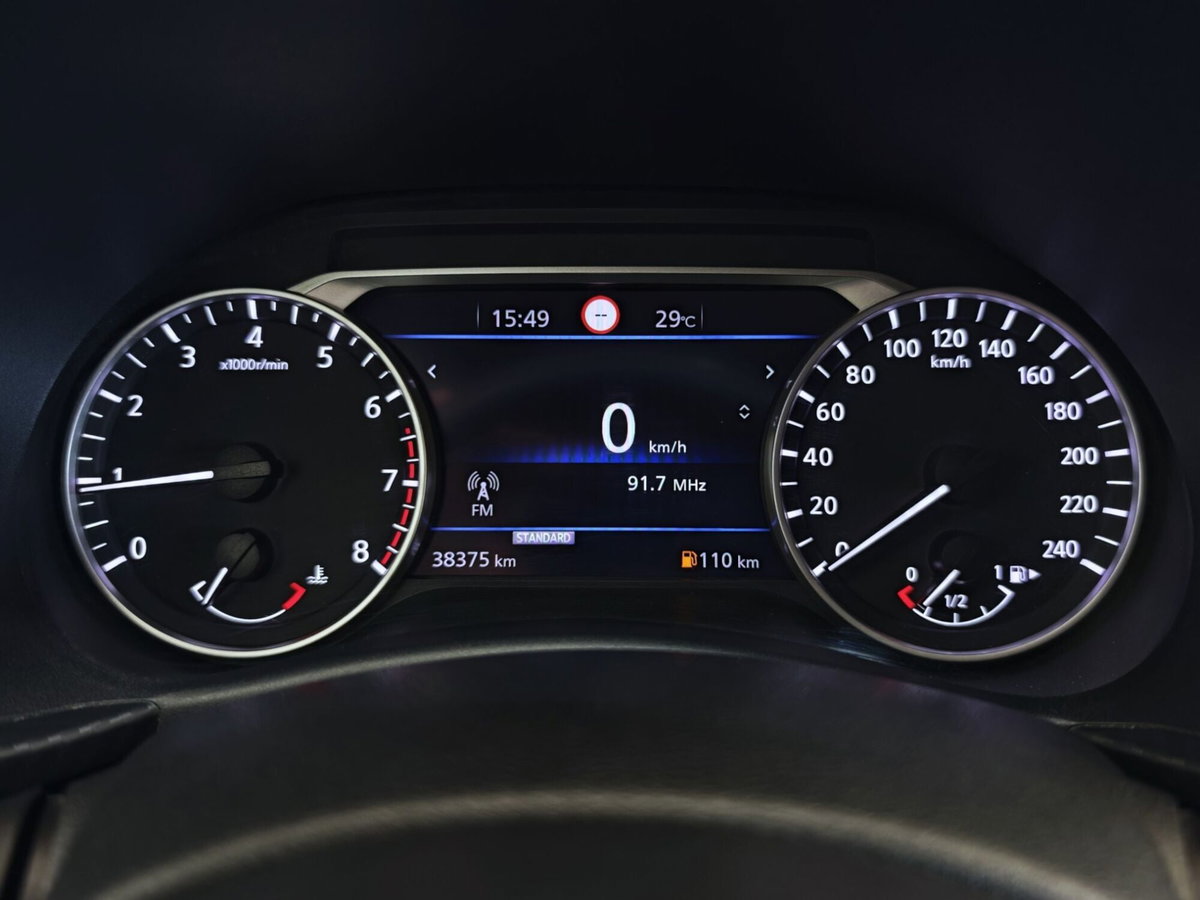 Nissan Juke 1.0 dig-t N-Connecta 114cv (13)