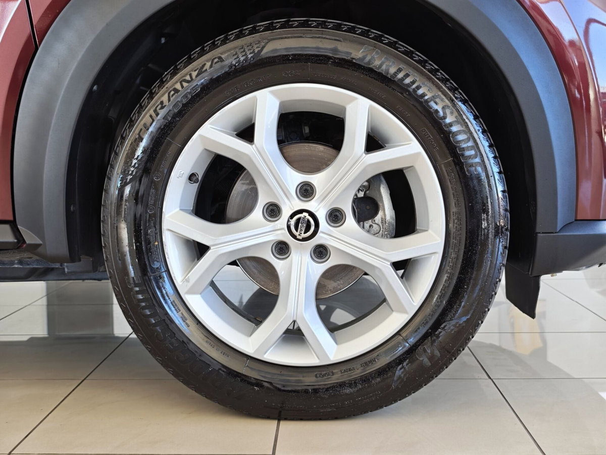 Nissan Juke 1.0 dig-t N-Connecta 114cv (6)