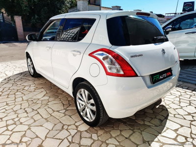 Suzuki Swift 1.2 VVT 4WD 5 porte B-Top (8)