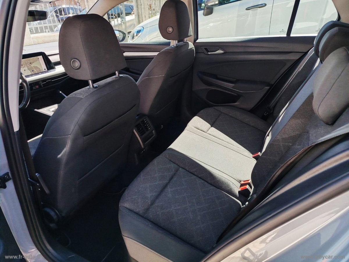 Volkswagen Golf Variant 2.0 TDI SCR DSG Style (14)