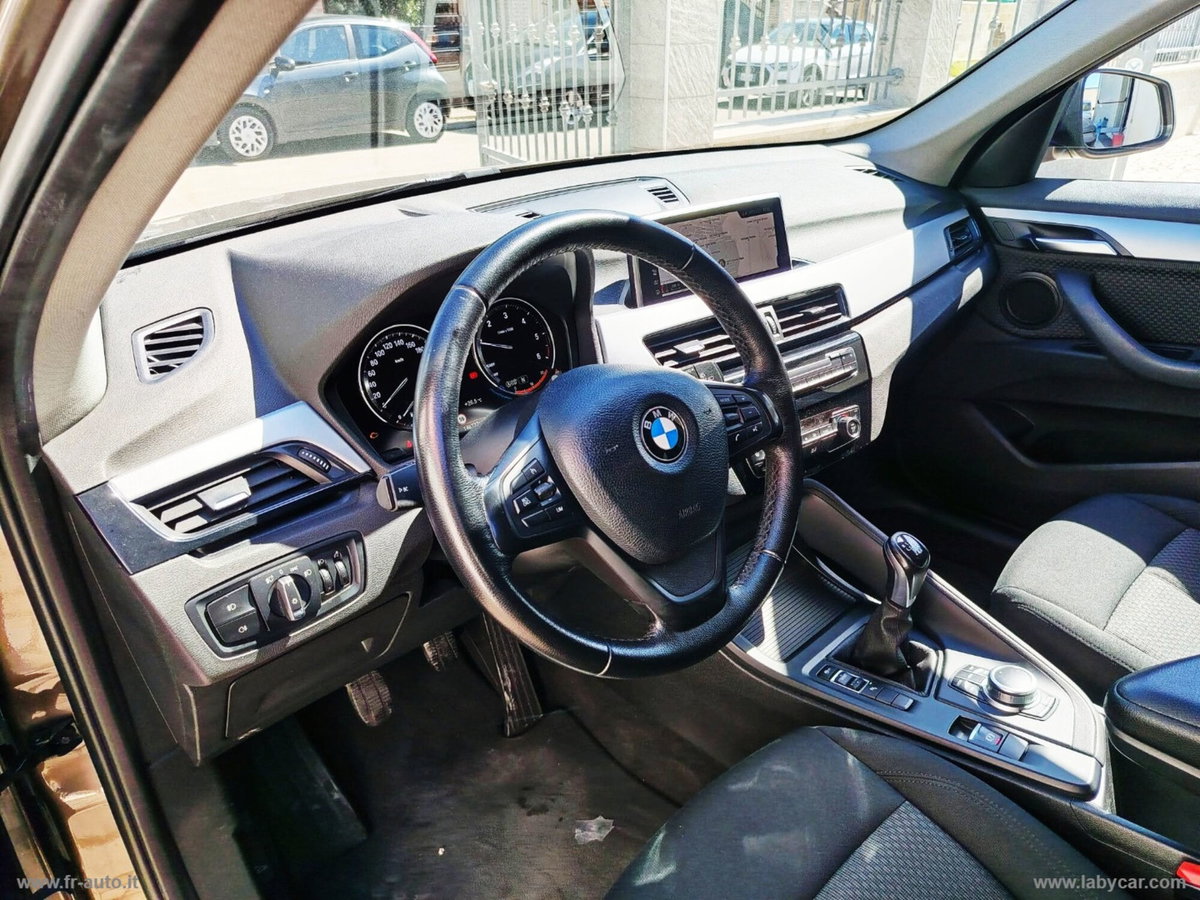 BMW X1 sDrive16d Msport (10)