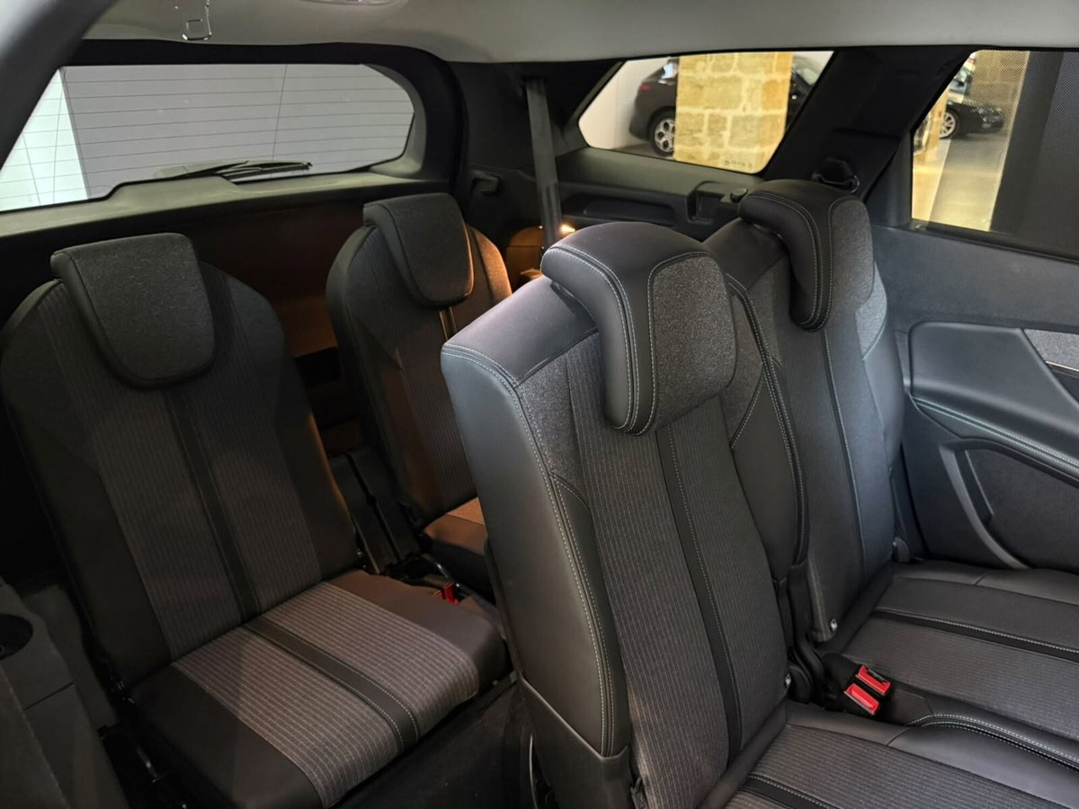 Peugeot 5008 1.5 bluehdi Allure Pack s&s 130cv eat8 (17)