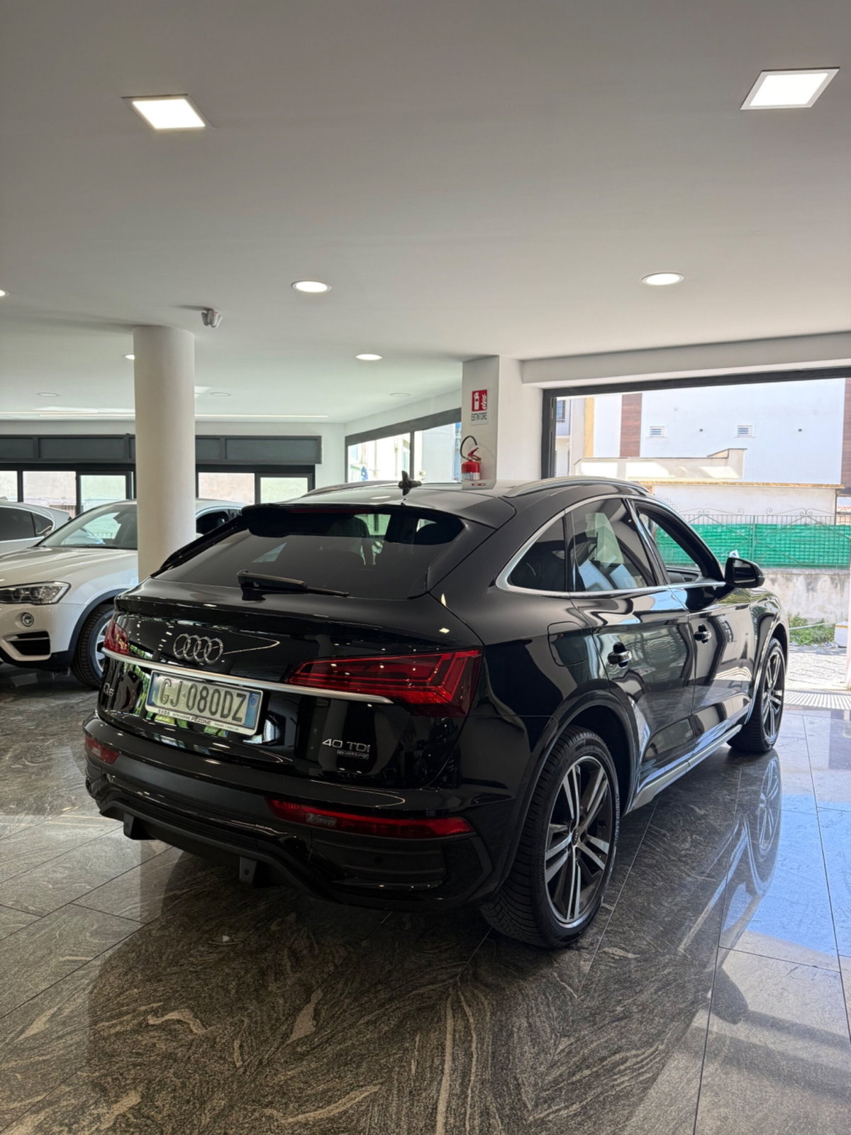 Audi Q5 40 TDI 204 CV quattro S tronic Business (4)