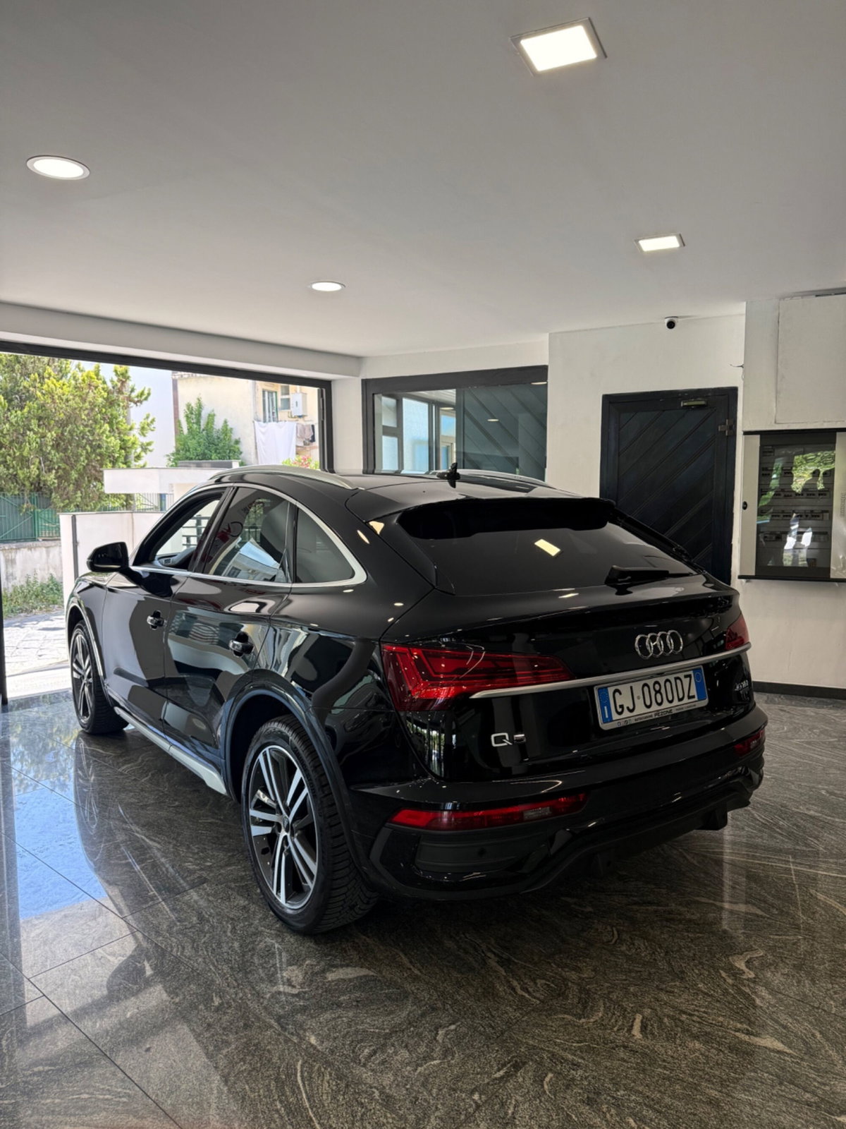 Audi Q5 40 TDI 204 CV quattro S tronic Business (8)
