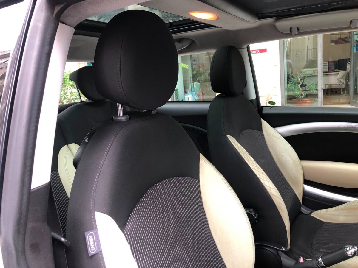 MINI Mini 1.6 16V Cooper D (16)