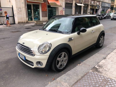 MINI Mini 1.6 16V Cooper D (4)