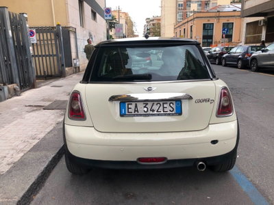MINI Mini 1.6 16V Cooper D (5)
