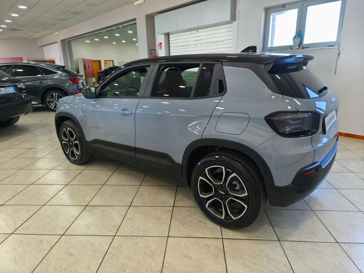 Jeep Avenger 1.2 turbo Summit fwd 100cv (5)