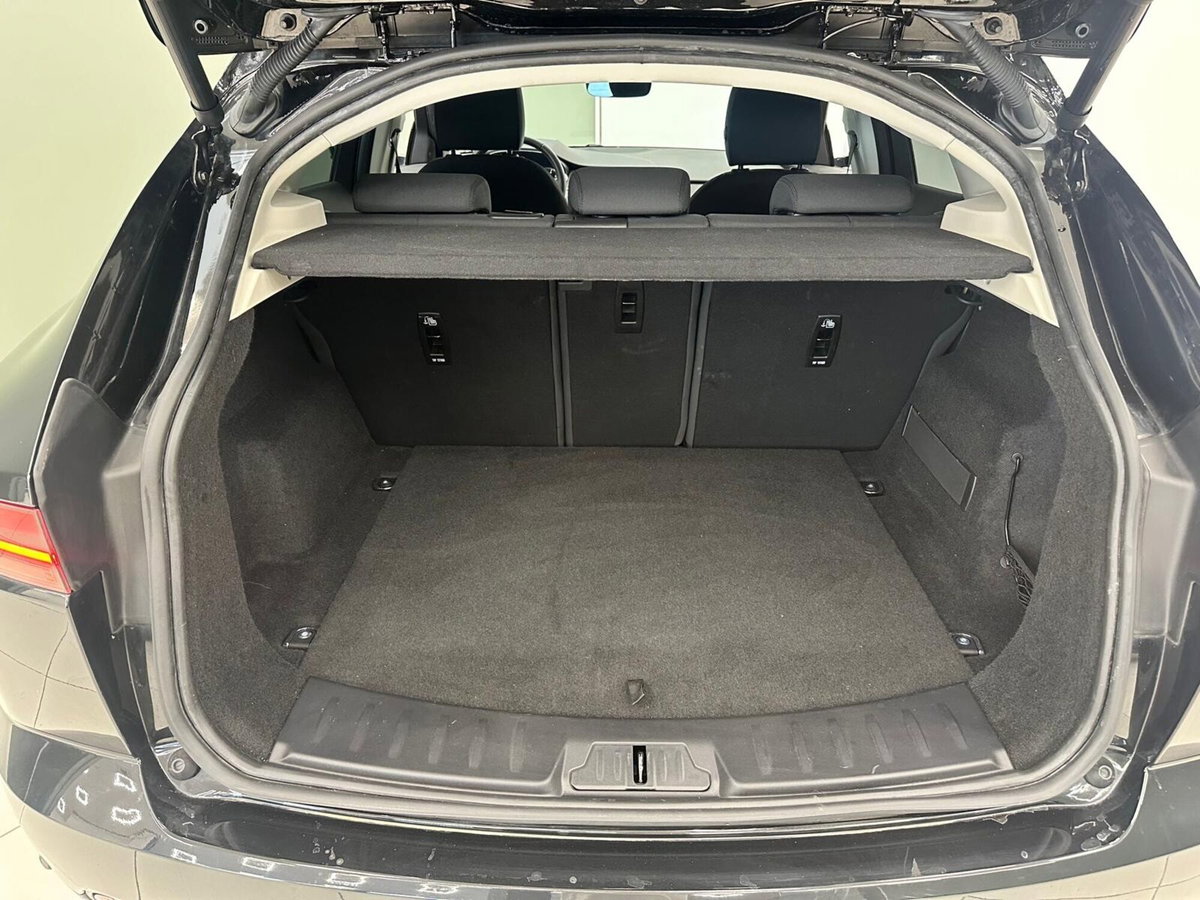Jaguar E-Pace 1.5 I3 160 CV Auto SE (6)