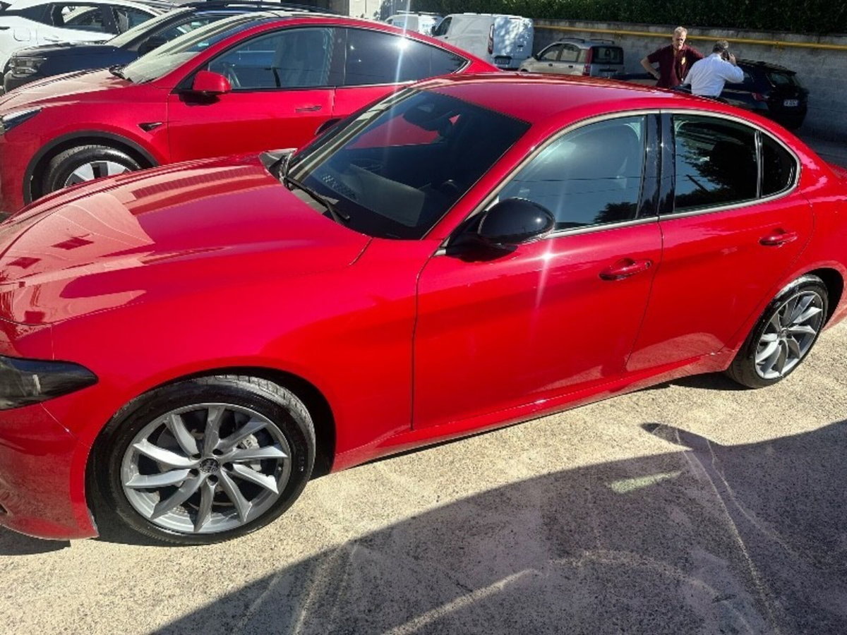 Alfa Romeo Giulia 2.2 t Sprint 160cv auto (4)