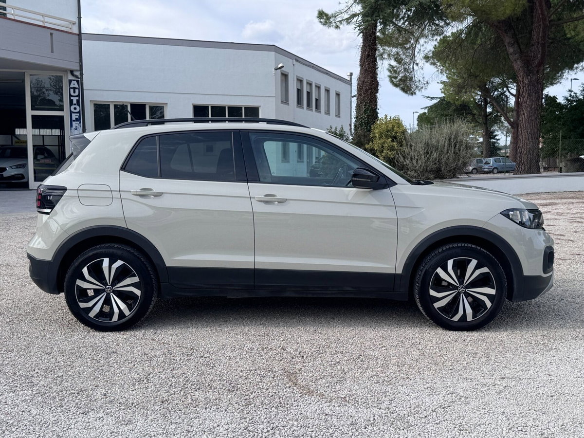 Volkswagen T-Cross 1.0 TSI Sport (13)