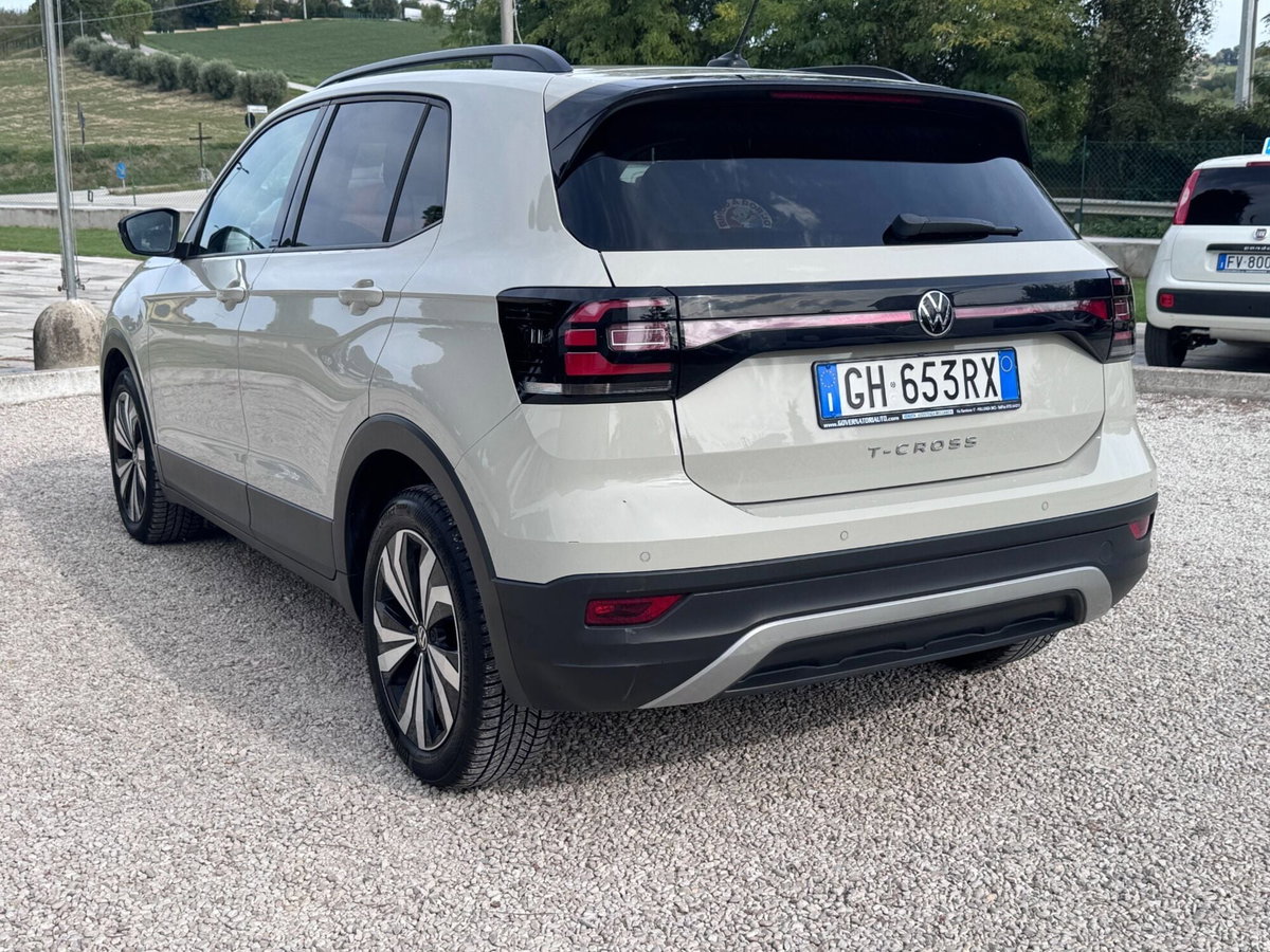 Volkswagen T-Cross 1.0 TSI Sport (8)