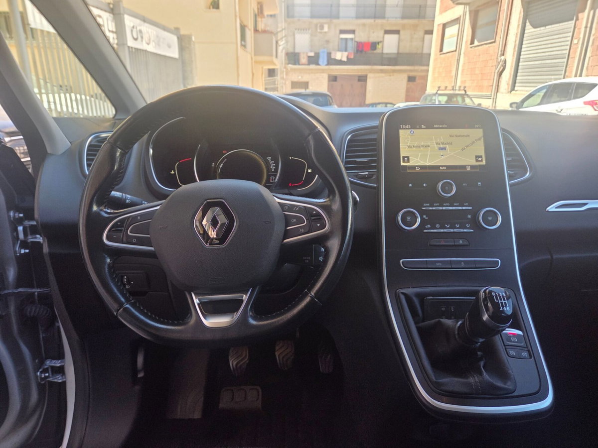 Renault Scenic E-Tech Electric 1.5 dCi 110CV EDC Energy (13)