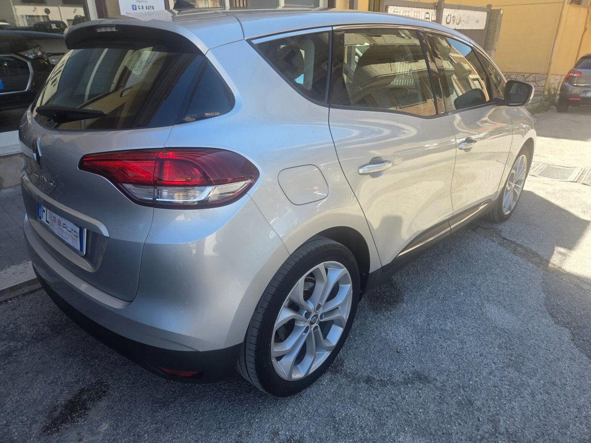 Renault Scenic E-Tech Electric 1.5 dCi 110CV EDC Energy (5)
