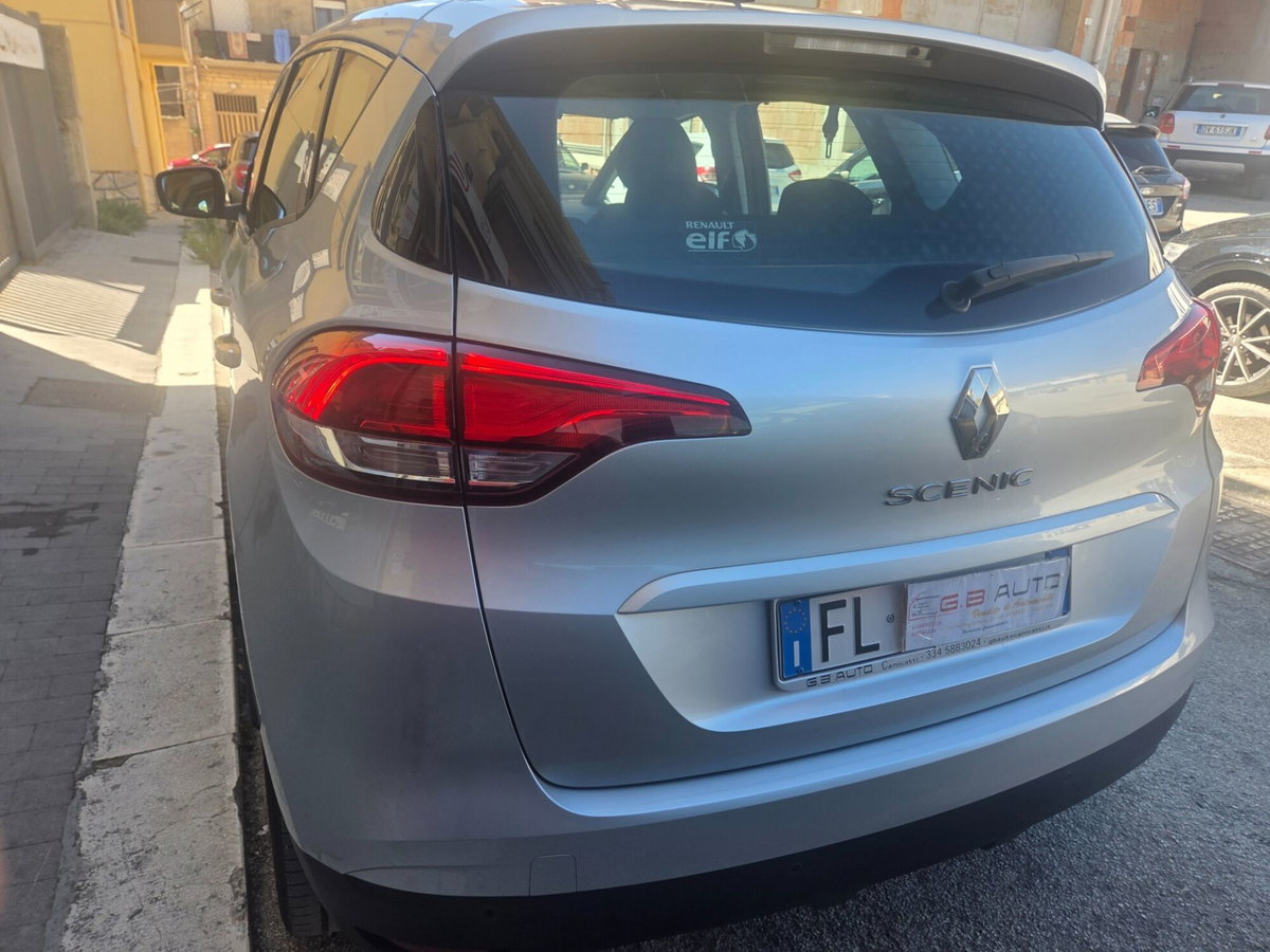Renault Scenic E-Tech Electric 1.5 dCi 110CV EDC Energy (8)