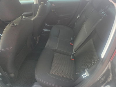 Peugeot 208 100 5 porte Allure (17)