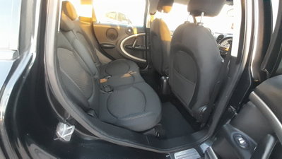 MINI Mini Countryman 1.6 Cooper D Countryman (18)