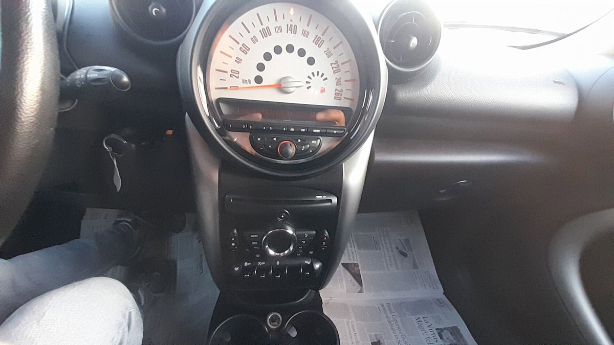 MINI Mini Countryman 1.6 Cooper D Countryman (8)