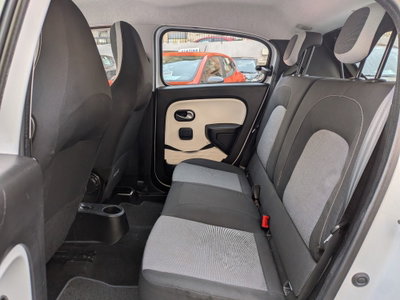 Renault Twingo 1.0 SCe Live (10)