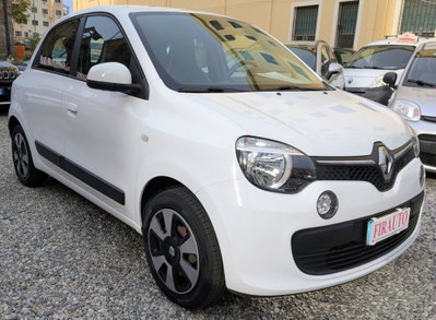Renault Twingo 1.0 SCe Live (2)