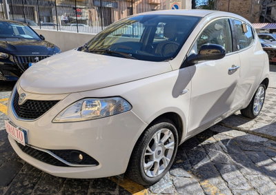 Lancia Ypsilon 1.3 MJT 16V 95 CV 5 porte S&S Platinum usata