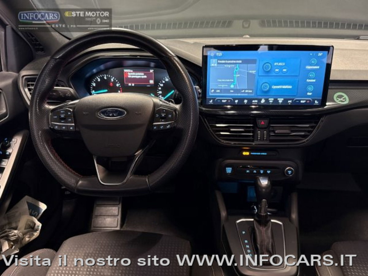 Ford Focus Station Wagon 1.0 EcoBoost Hybrid 155 CV SW ST-Line (10)