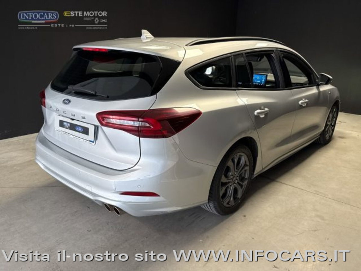 Ford Focus Station Wagon 1.0 EcoBoost Hybrid 155 CV SW ST-Line (4)
