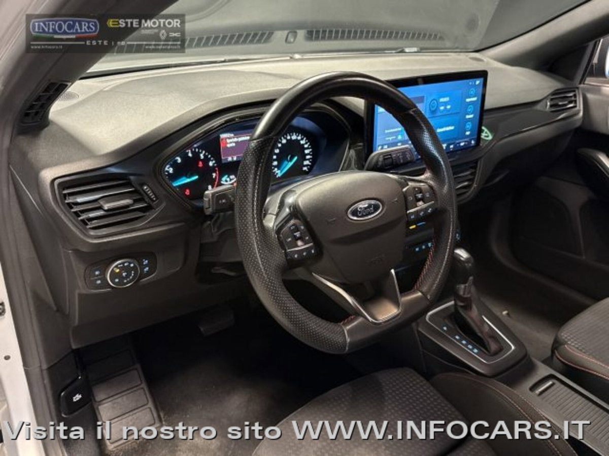 Ford Focus Station Wagon 1.0 EcoBoost Hybrid 155 CV SW ST-Line (9)