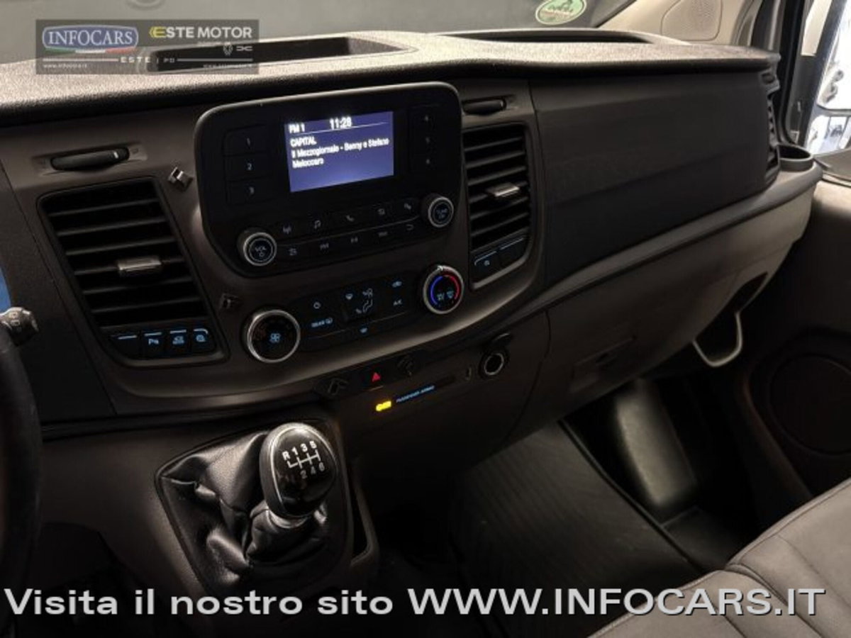 Ford Tourneo Custom 320 2.0 TDCi 105CV PL Trend (15)