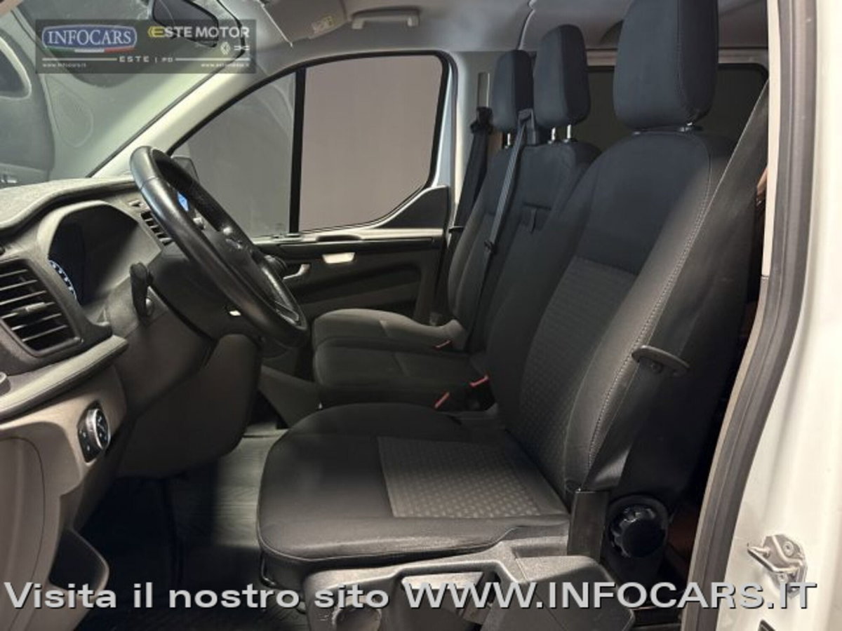 Ford Tourneo Custom 320 2.0 TDCi 105CV PL Trend (5)