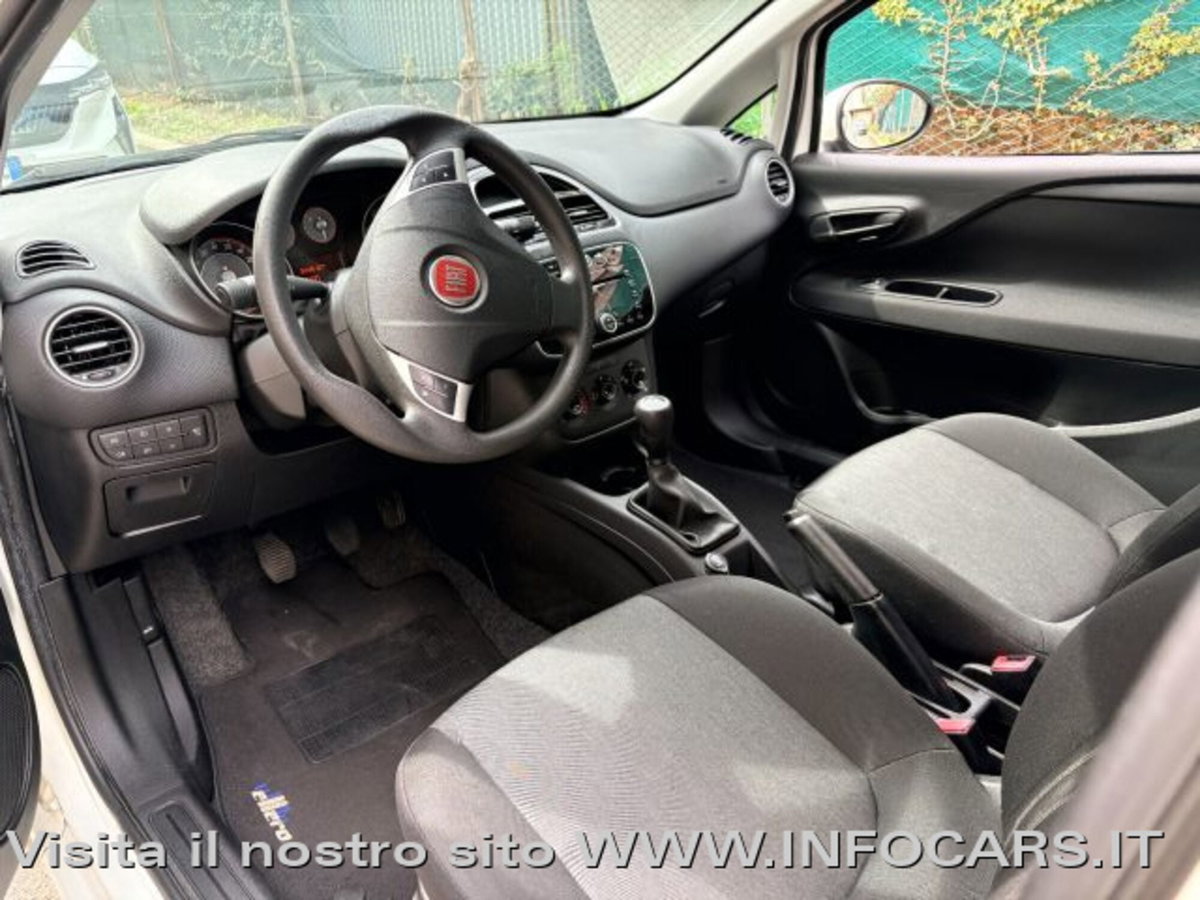 Fiat Punto 1.3 MJT 75CV 3 porte Van Pop 2 posti (4)