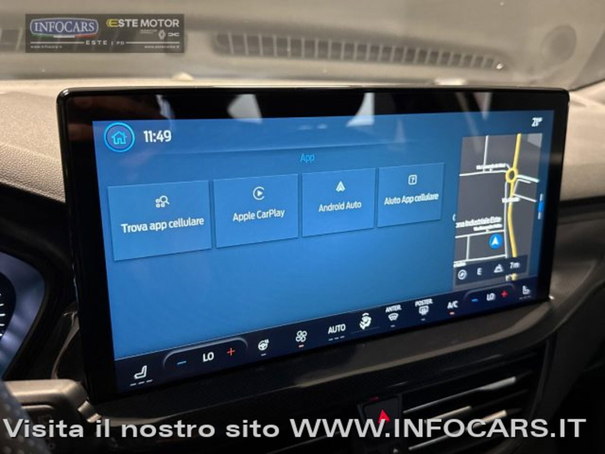 Ford Focus Station Wagon 1.0 EcoBoost Hybrid 155 CV SW ST-Line (16)
