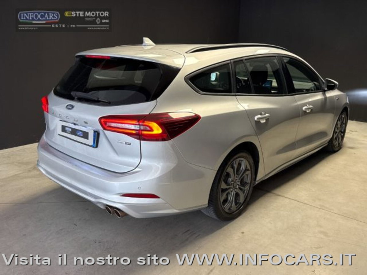 Ford Focus Station Wagon 1.0 EcoBoost Hybrid 155 CV SW ST-Line (4)