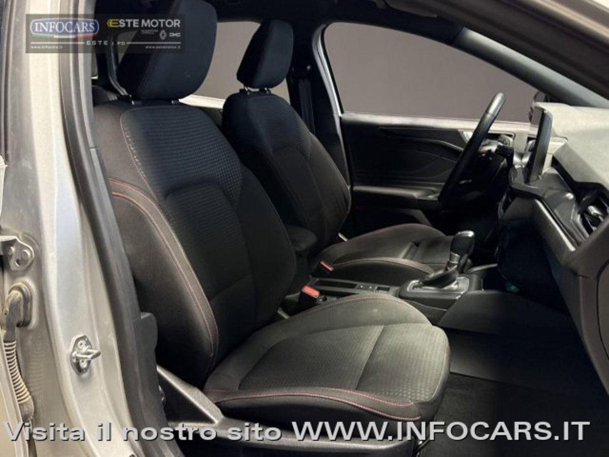 Ford Focus Station Wagon 1.0 EcoBoost Hybrid 155 CV SW ST-Line (6)